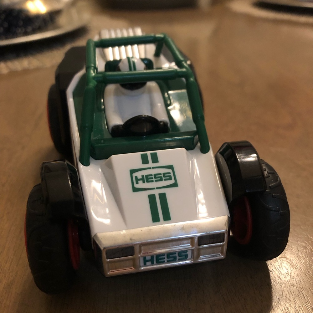 HESS 2018 RV With ATV and Motorbike Motorcycle Collector Collection Set - Picture 9 of 10
